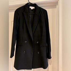 Women’s XS coat in black; great condition